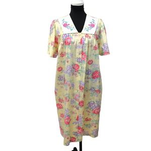 Vintage Beverly West Yellow Floral House Dress Floral Womens Size M Embroidered